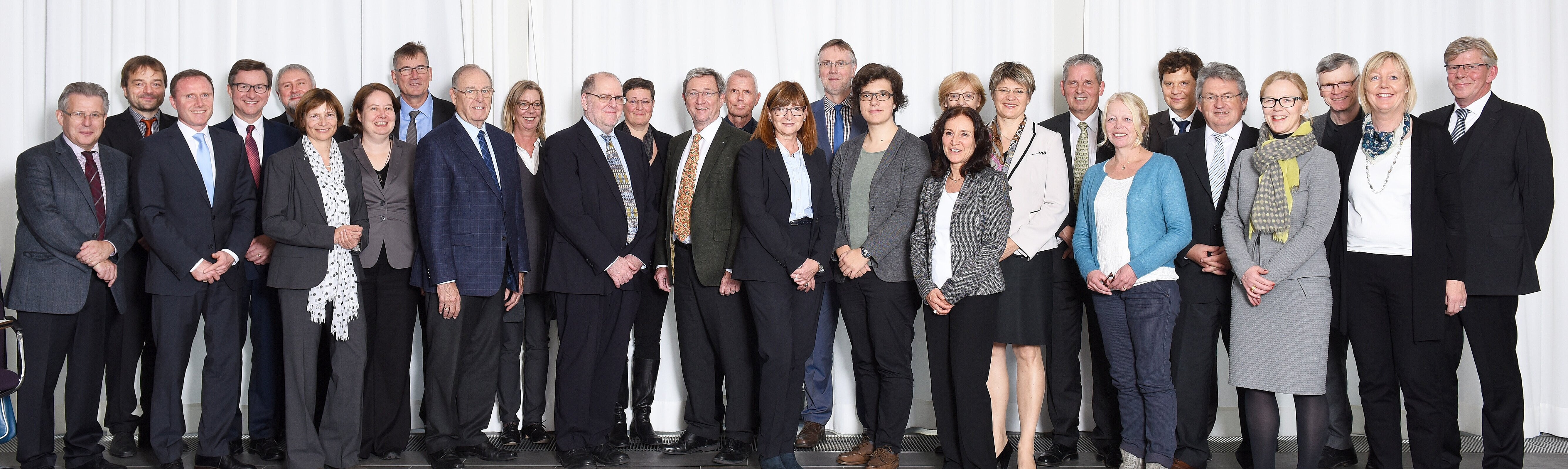 Die Mitglieder der NPK Die Mitglieder der NPK